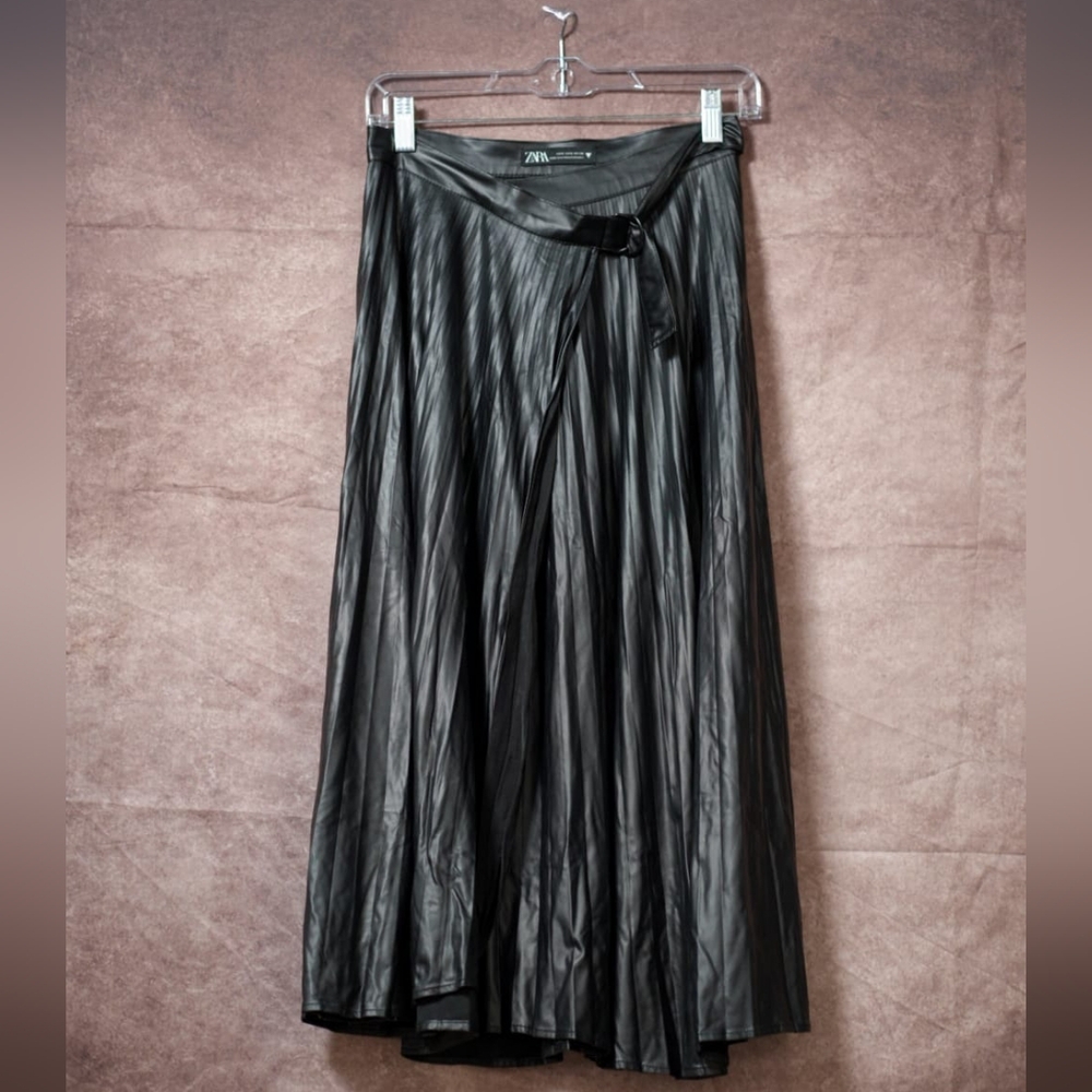 Zara Charcoal Pleated Midi Skirt